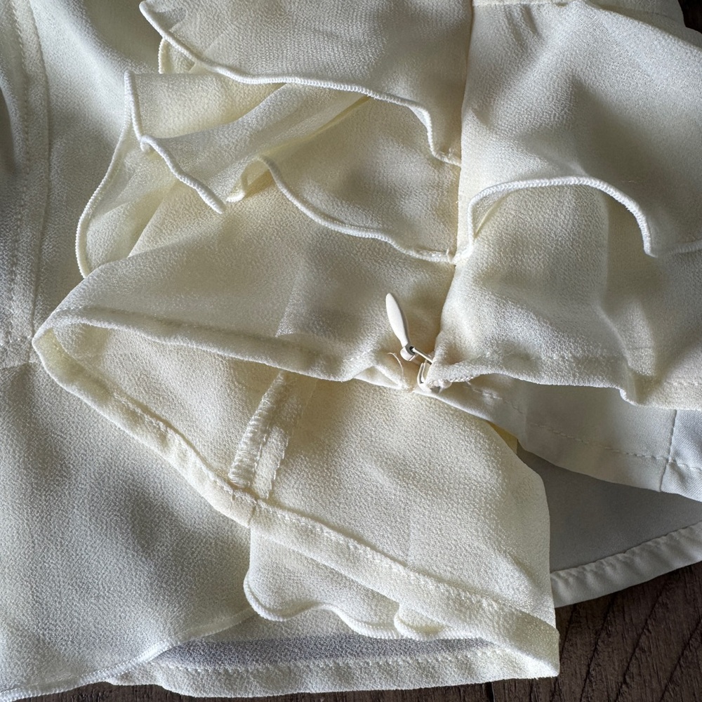 Open Edit Butter Yellow Ruffle Blouse - Picture 4 of 5